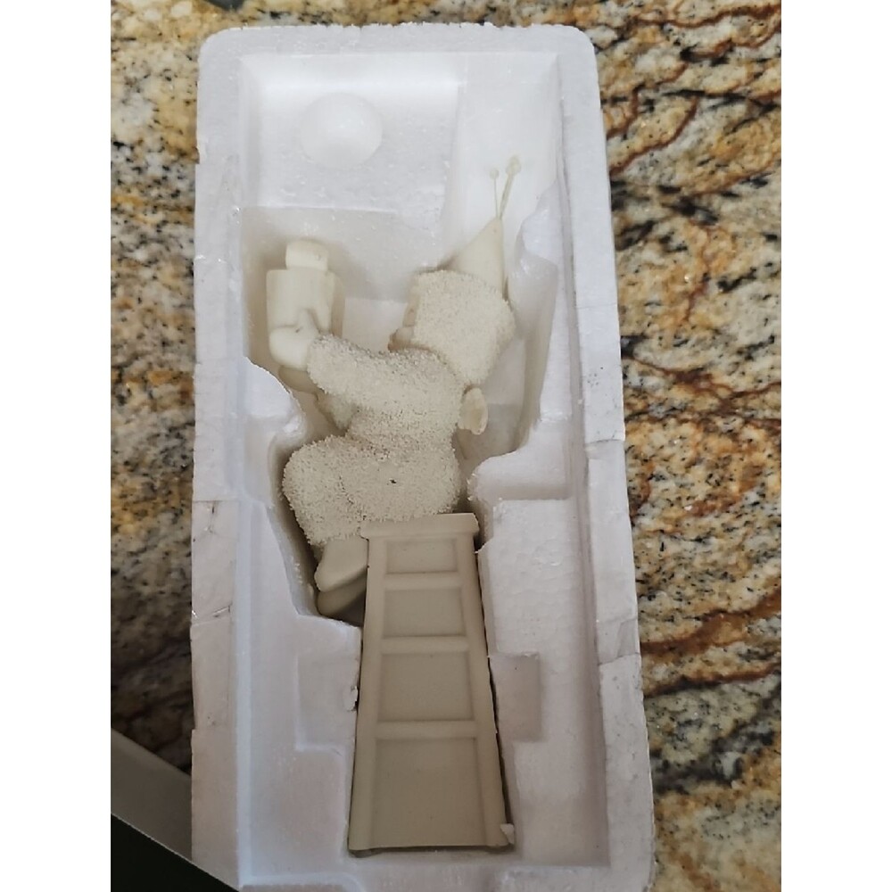 Snowbabies Figurine - Picture 2 of 3